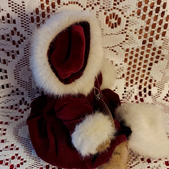 Boyd's Bailey Christmas Bear - Picture 4 of 12